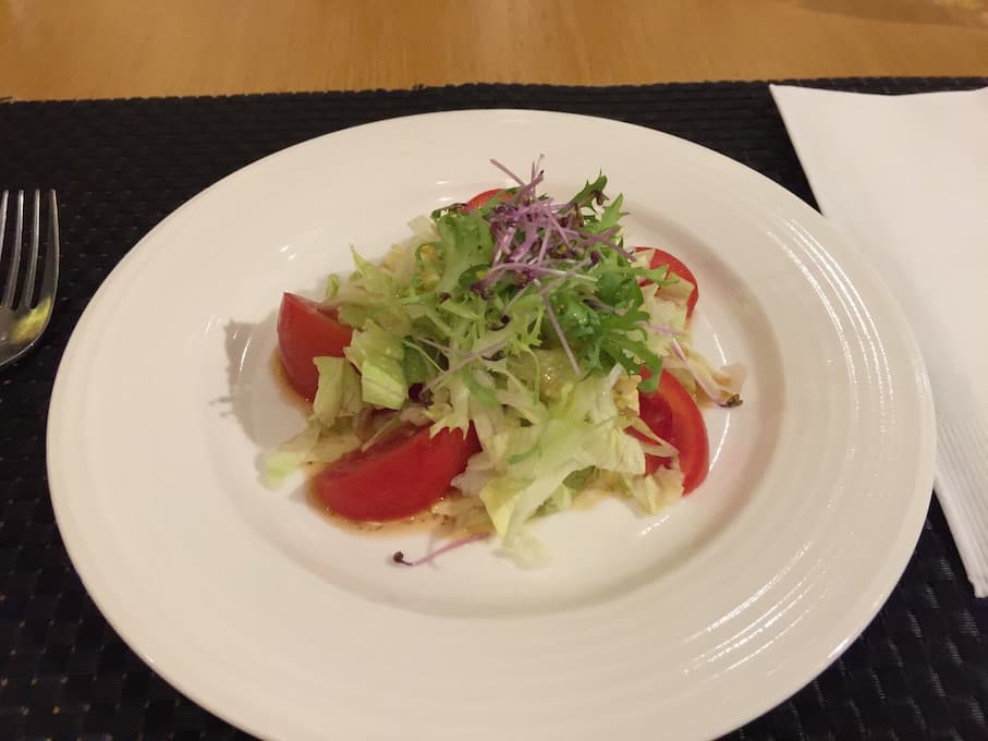 沒有愛情的時候，你就多吃